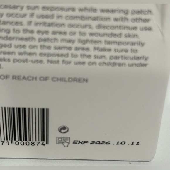 ZitSticka Hyperfade Microdart Pimple Patch, Post-Zit Blemishes, Hydrates 12 Pack - Picture 4 of 4